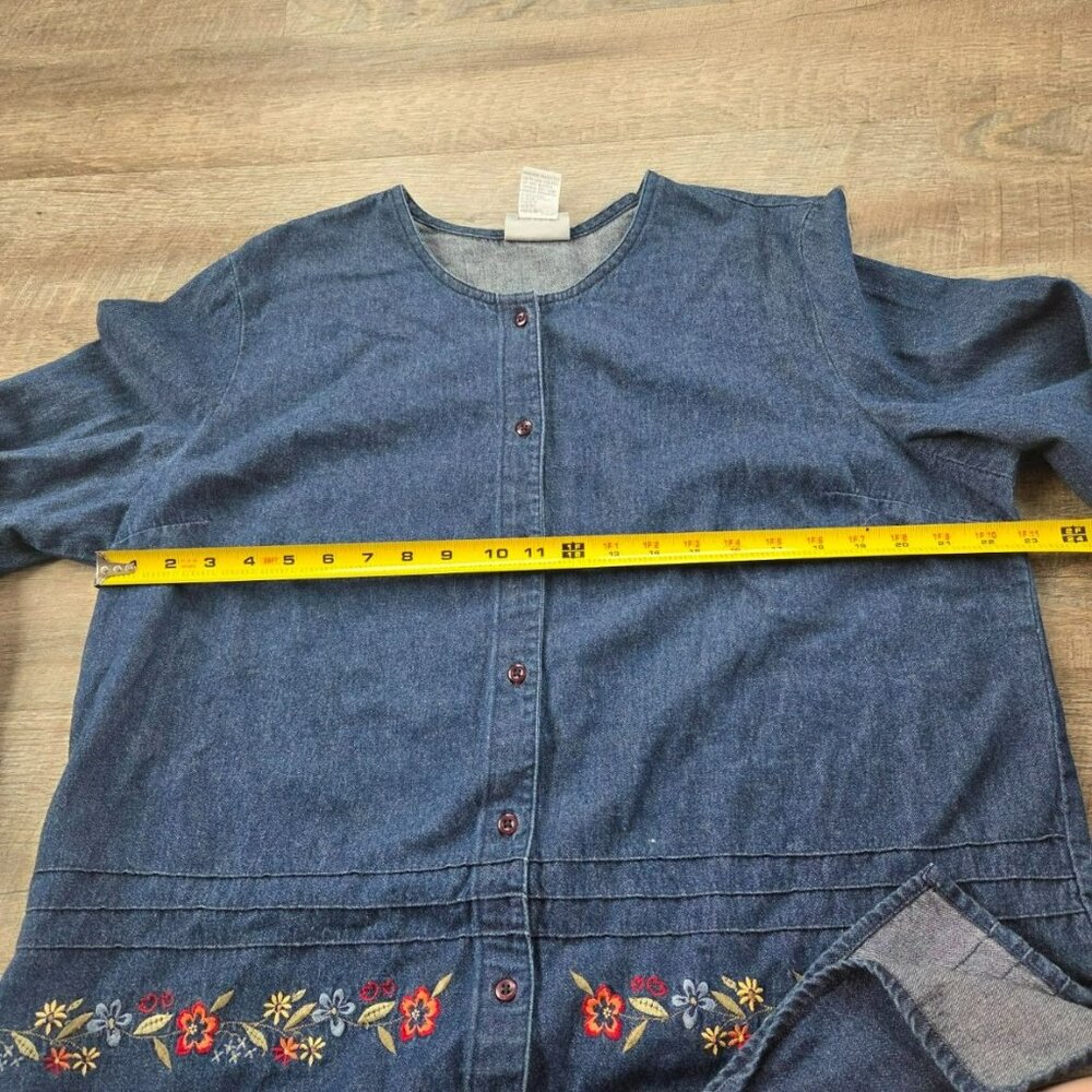 Blair Jean button up top Women's size Large Cotton with Embroidery flowers denim - Picture 6 of 8